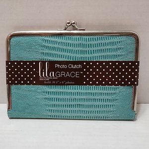 New Lila Grace Photo Clutch - Holds 16 photos